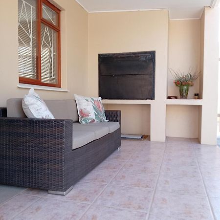 Апартаменты Leipoldt Street 3 Клануильям Экстерьер фото